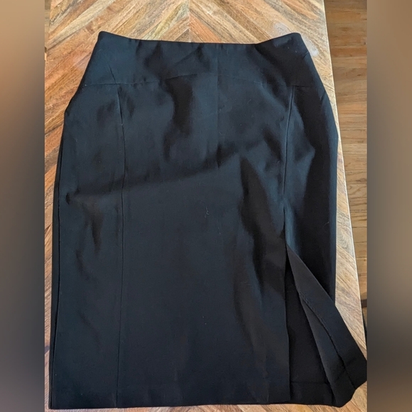2 skirts! NY & Co Pencil Skirts Size 10 Black pointe stretch fabric (2 for 1) - Picture 1 of 2